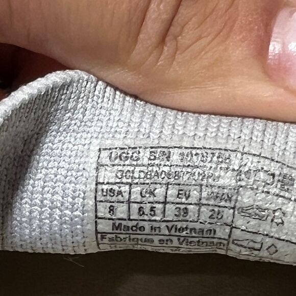 UGG Sammy Slip On Sneakers Gray Size 8 - Picture 2 of 7